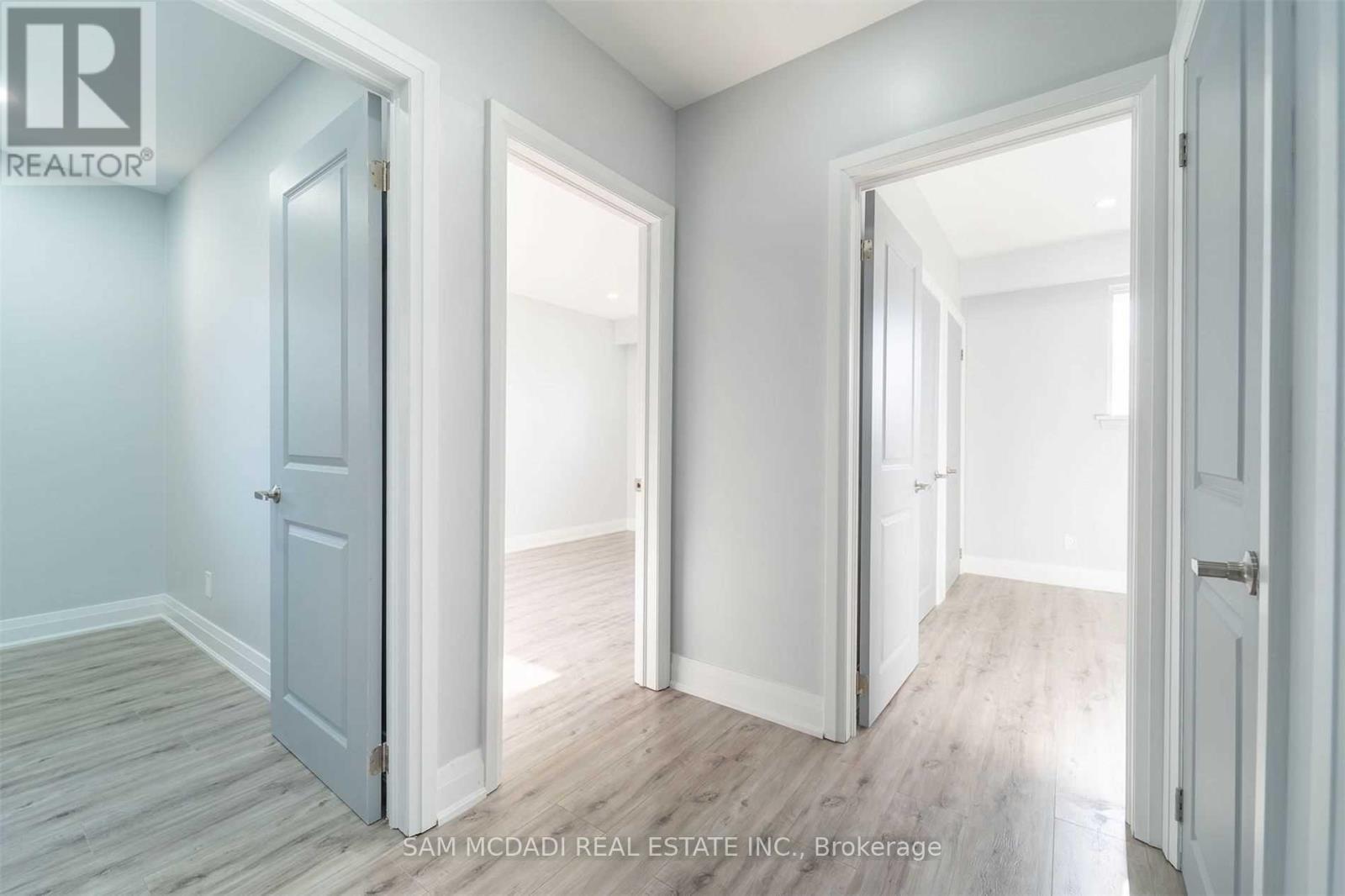 5318 Mericourt Road, Burlington, ON - Indoor Photo Showing Other Room