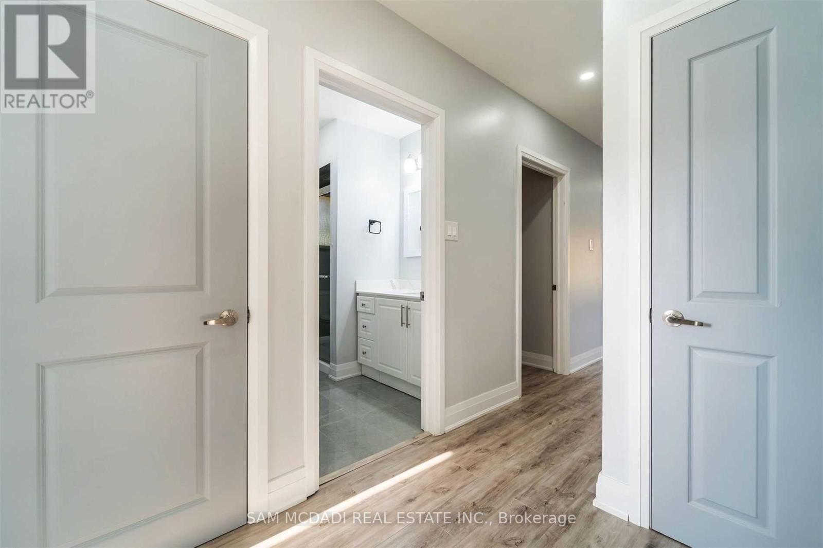 5318 Mericourt Road, Burlington, ON - Indoor Photo Showing Other Room