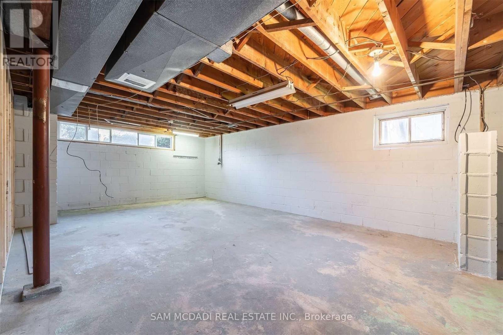 5318 Mericourt Road, Burlington, ON - Indoor Photo Showing Basement