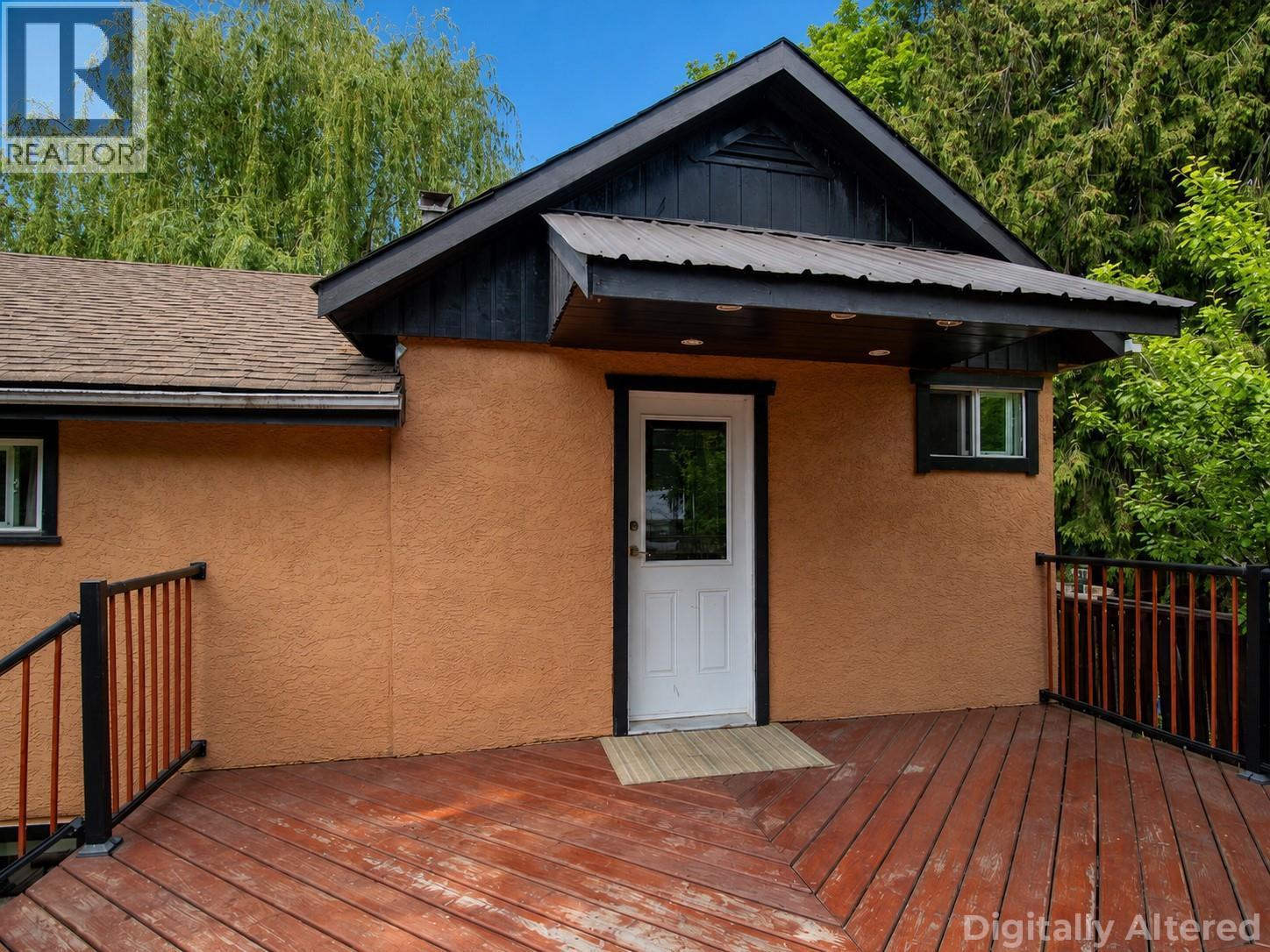 7310 51 Street Ne, Salmon Arm, BC - Outdoor With Deck Patio Veranda With Exterior