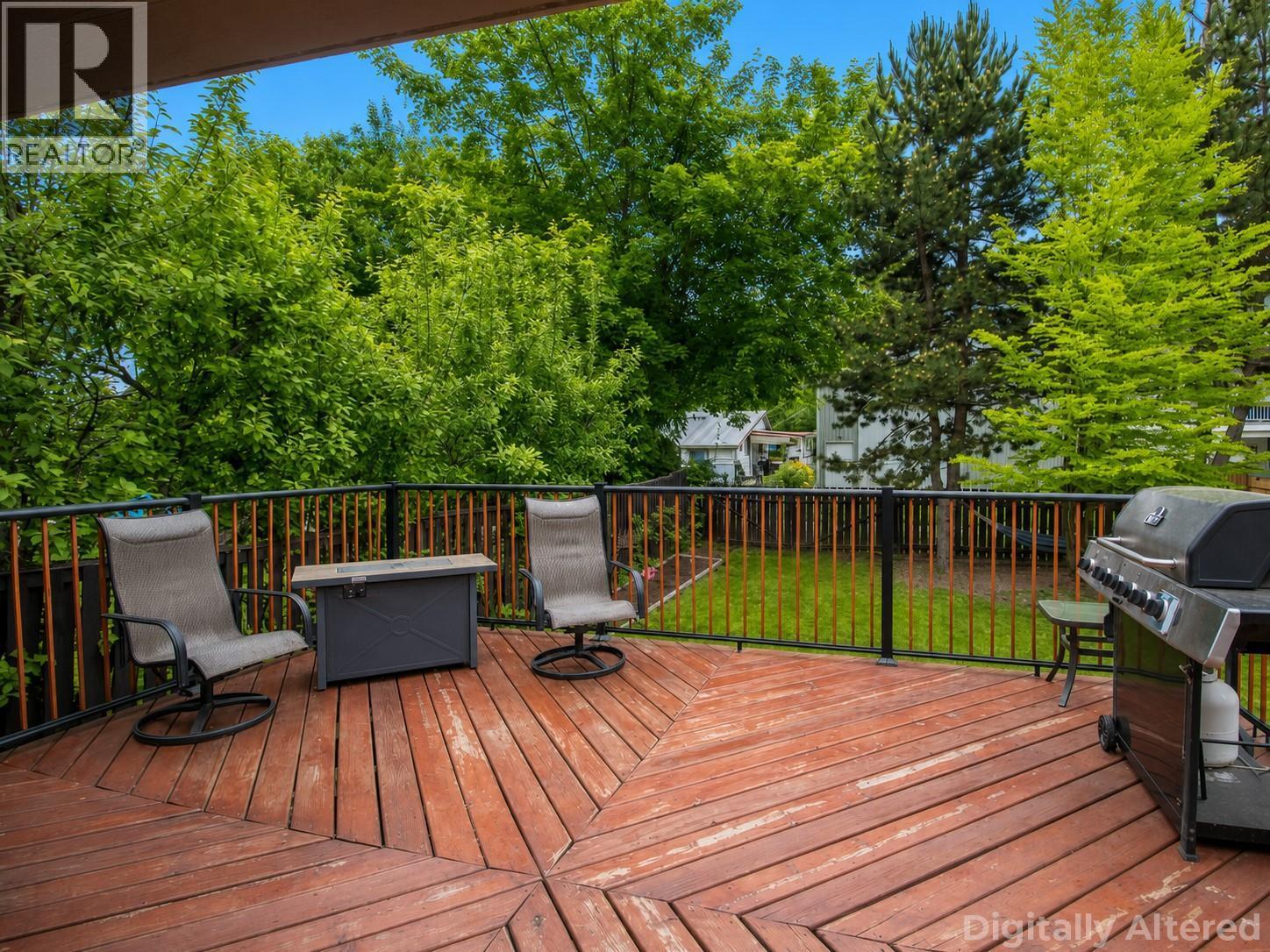 7310 51 Street Ne, Salmon Arm, BC - Outdoor With Deck Patio Veranda With Exterior