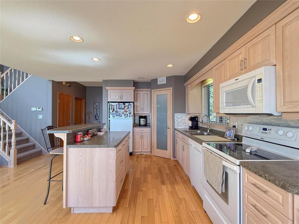 12 Sunset Road, Killarney, MB