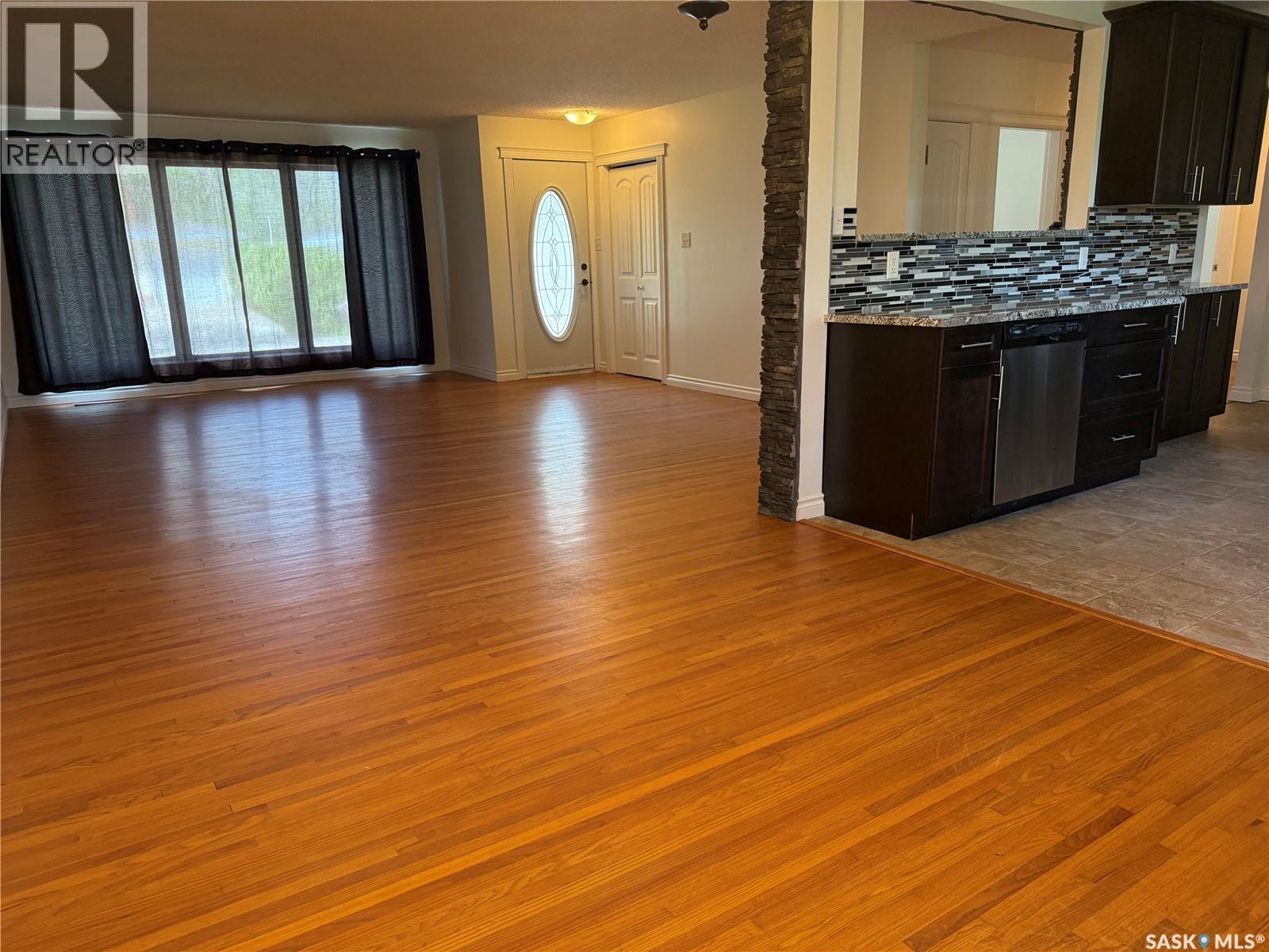 25 Calder Crescent, Regina, SK - Indoor