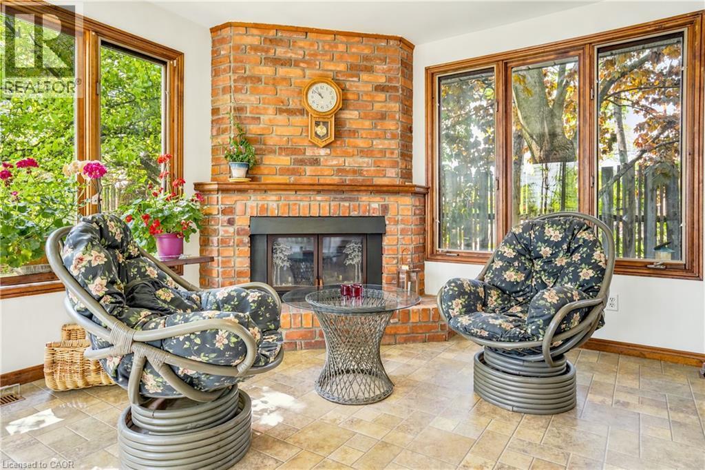 227 Glancaster Road, Ancaster, ON - Indoor Photo Showing Living Room With Fireplace