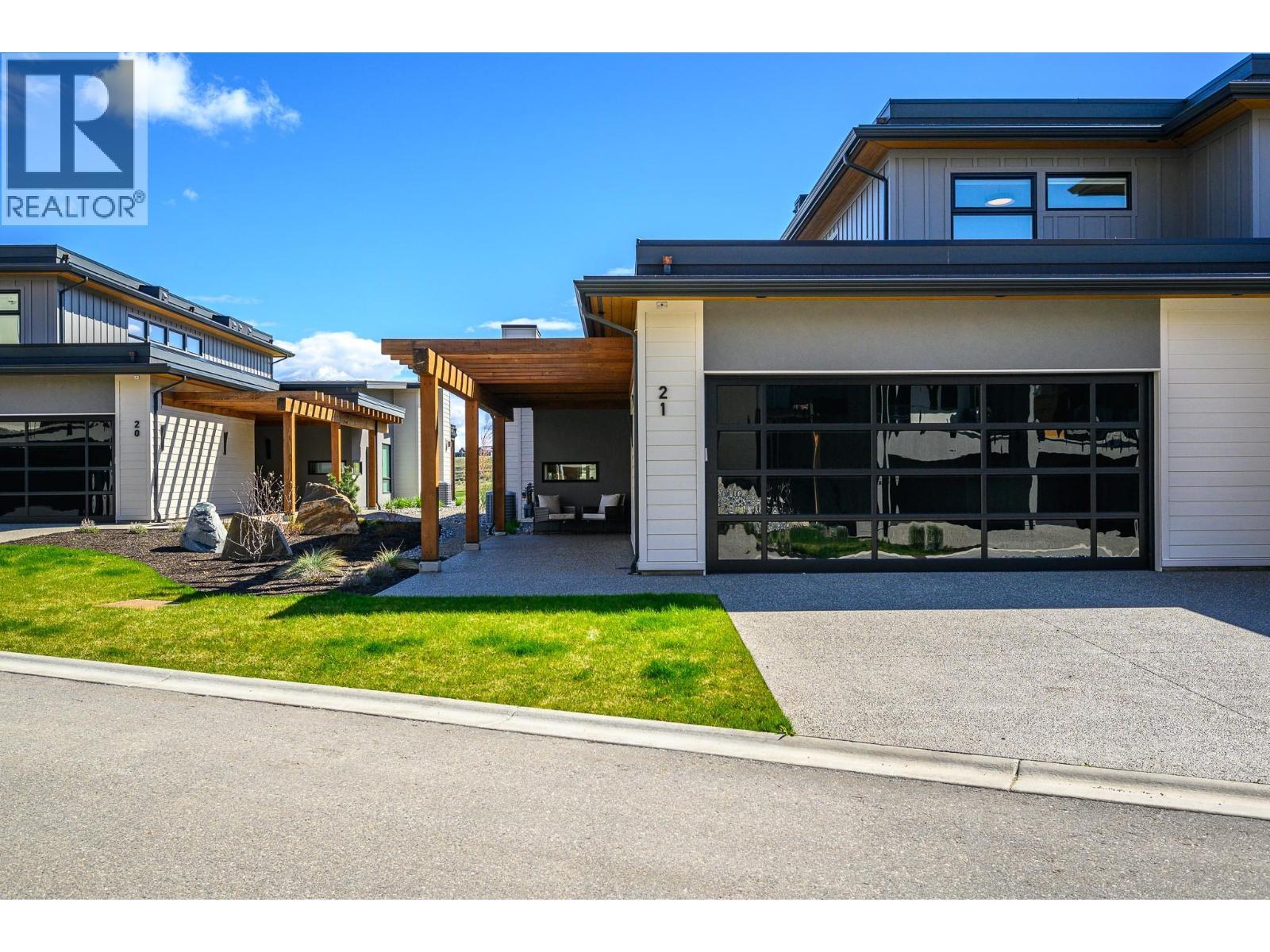 105 Predator Ridge Drive Unit# 21, Vernon, BC - Outdoor