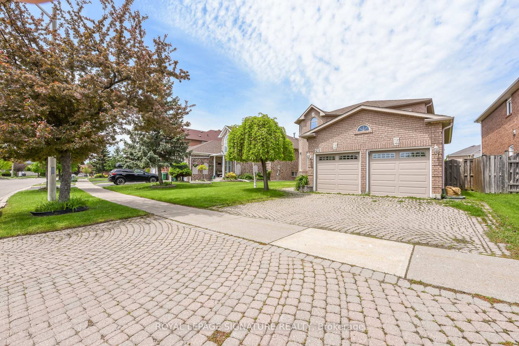 1307 Midgreen Lane, Mississauga, ON
