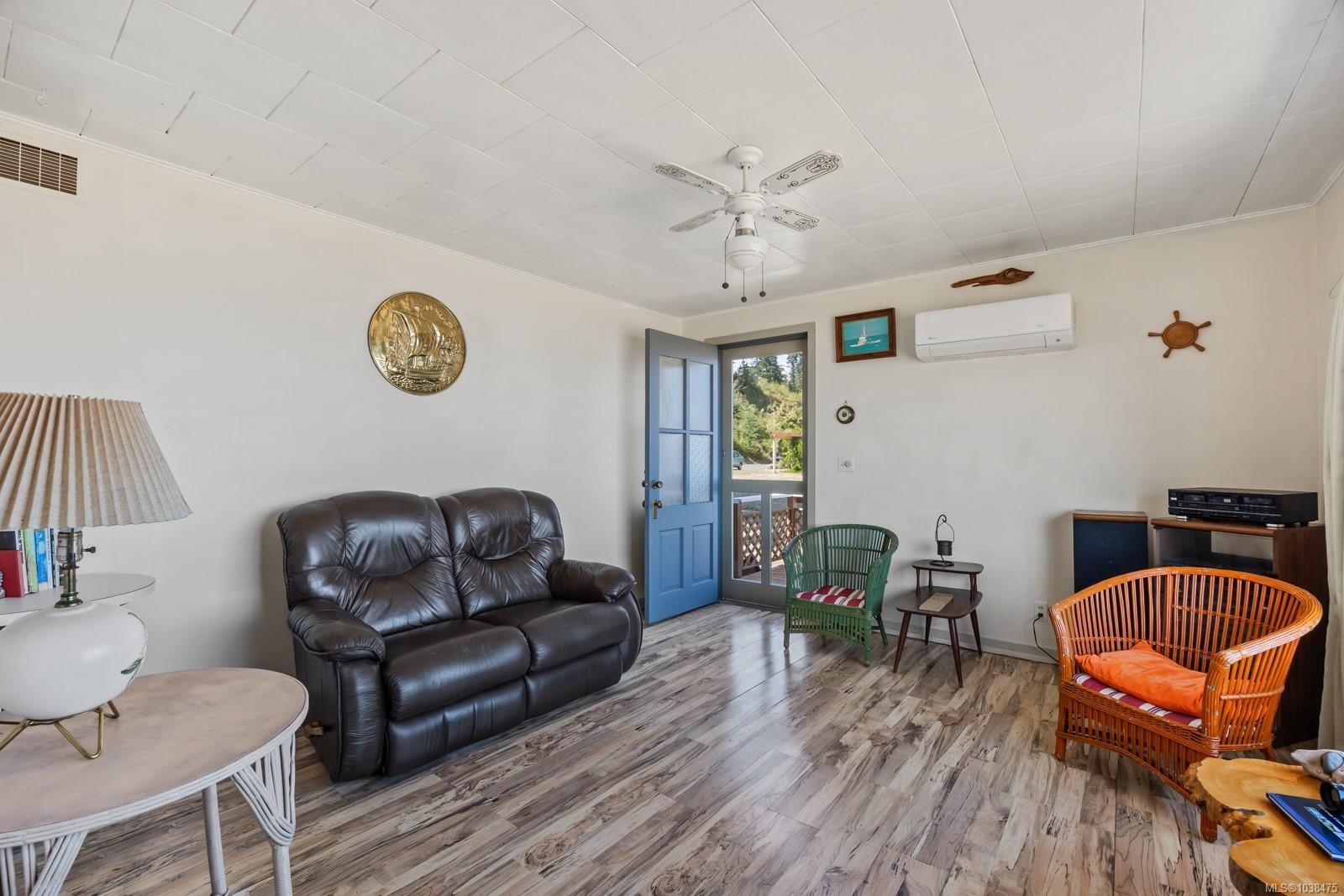 1494 Wilkinson Rd, Comox, BC