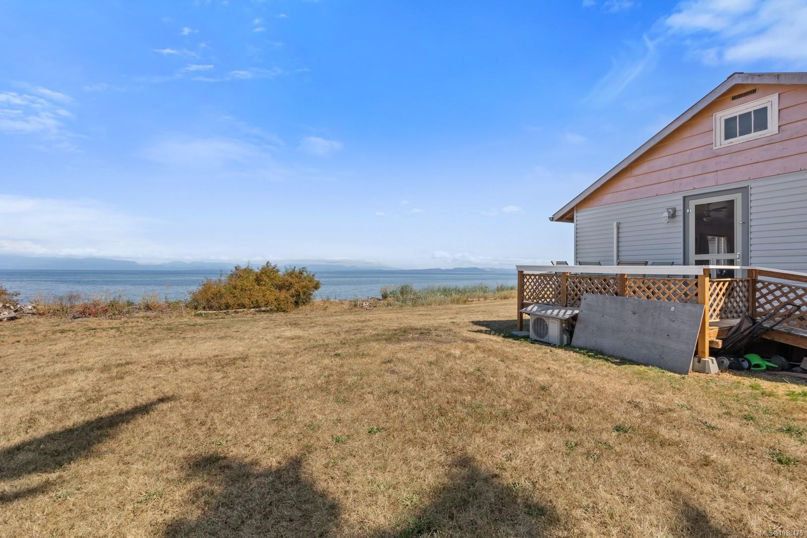 1494 Wilkinson Rd, Comox, BC
