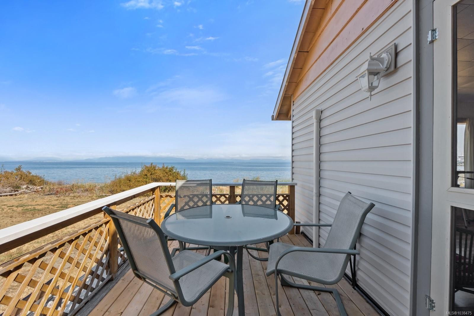 1494 Wilkinson Rd, Comox, BC
