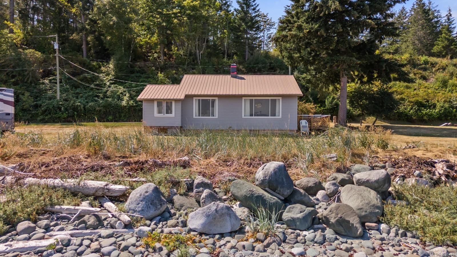 1494 Wilkinson Rd, Comox, BC