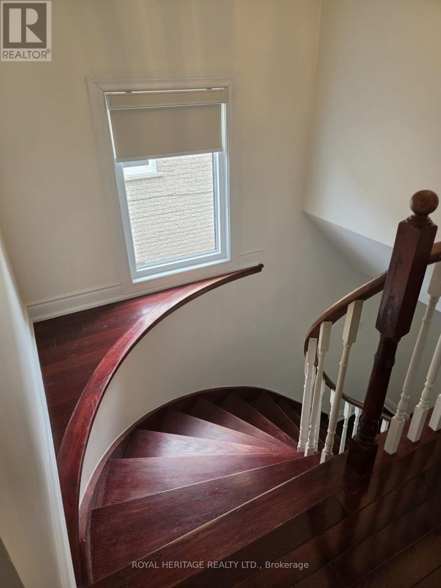 59 Hewitt Crescent, Ajax, ON - Indoor Photo Showing Other Room