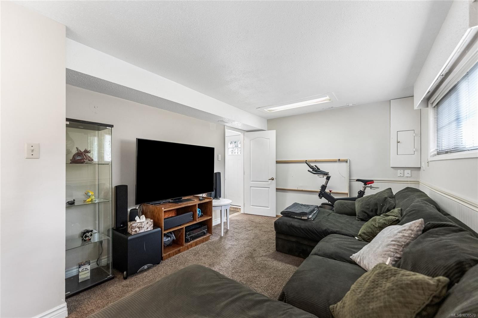 2280 Aldeane Ave, Colwood, BC