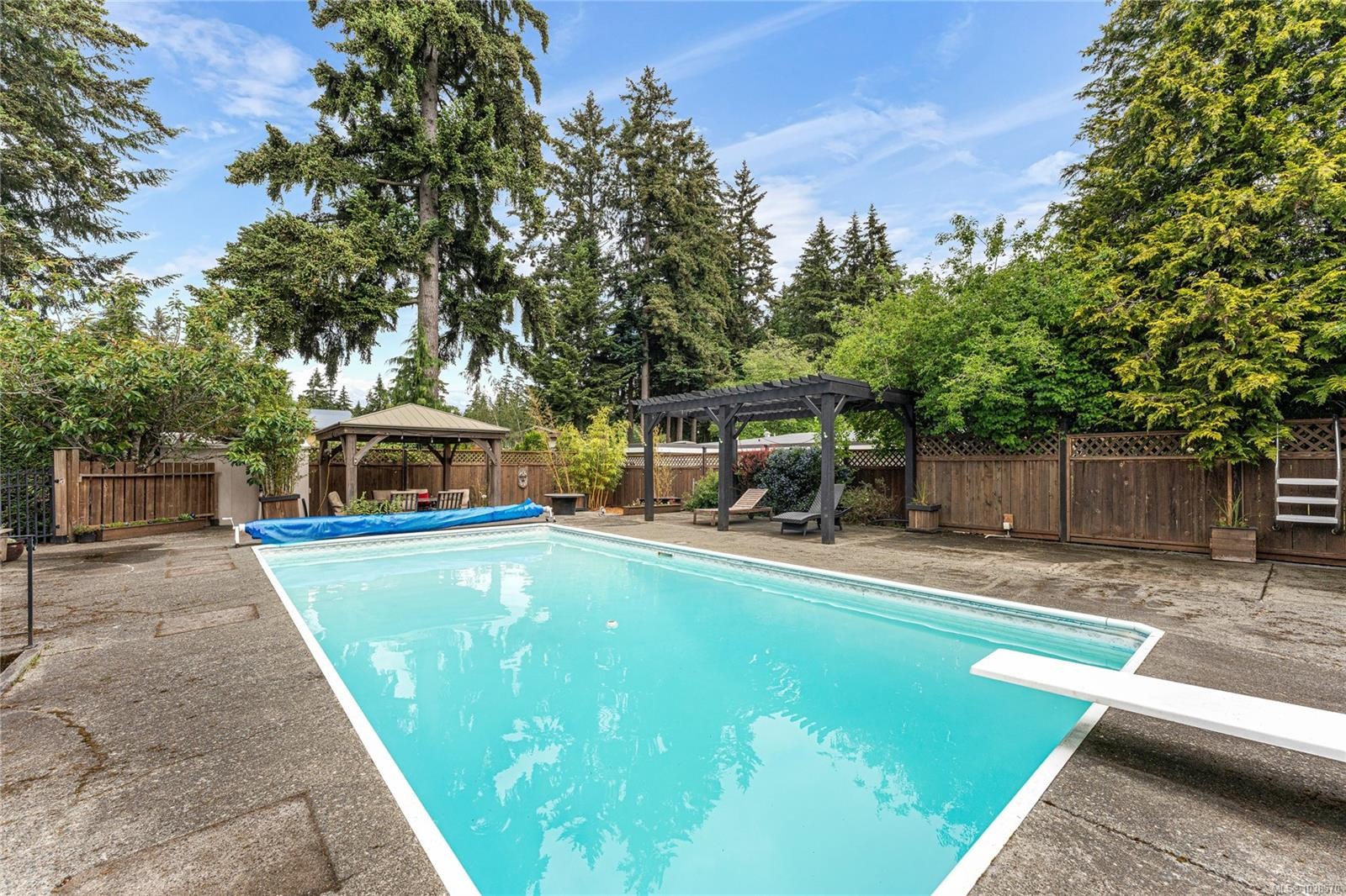 2280 Aldeane Ave, Colwood, BC
