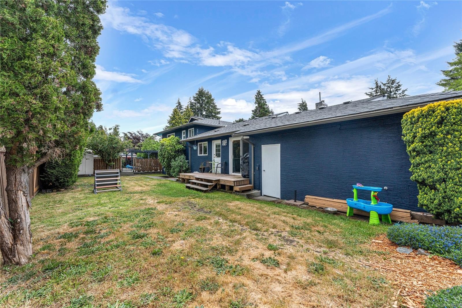 2280 Aldeane Ave, Colwood, BC