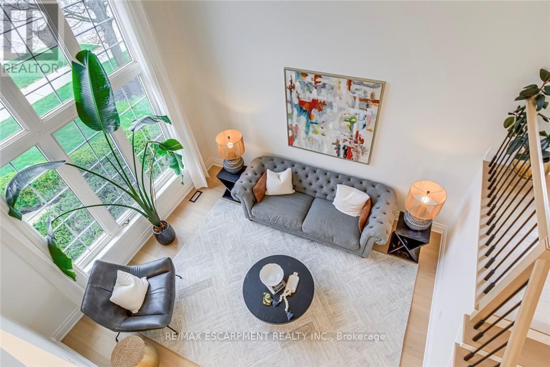 4267 Sarazen Drive, Burlington, ON