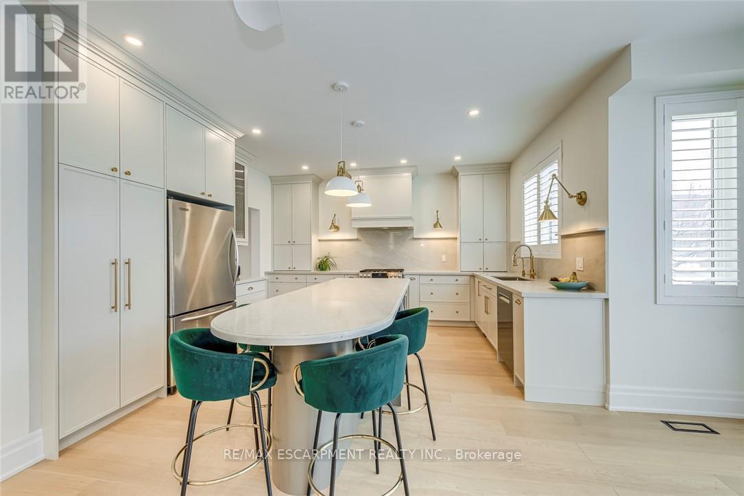 4267 Sarazen Drive, Burlington, ON