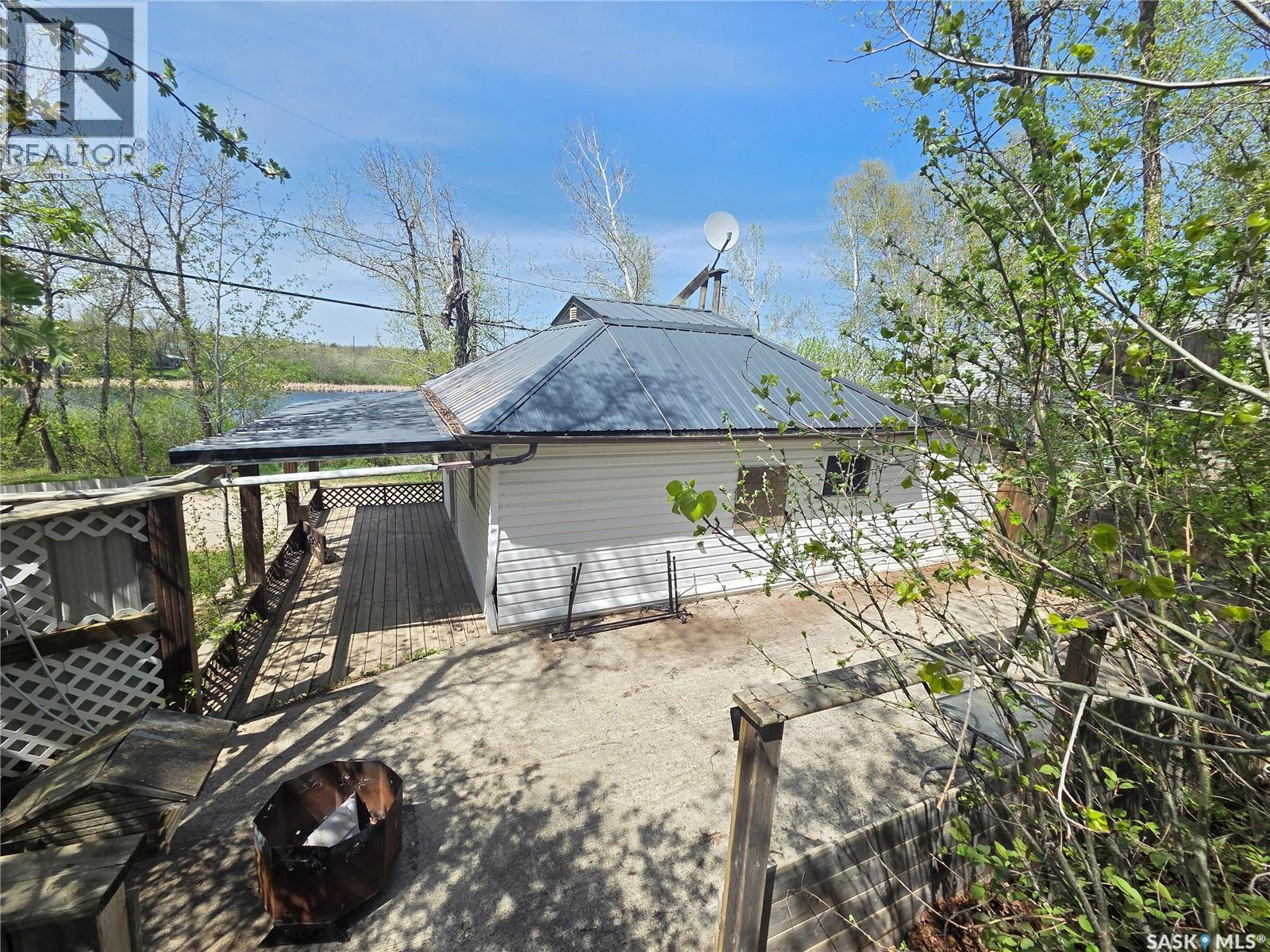 553 1St Street, White Bear Ir 70, SK - Outdoor