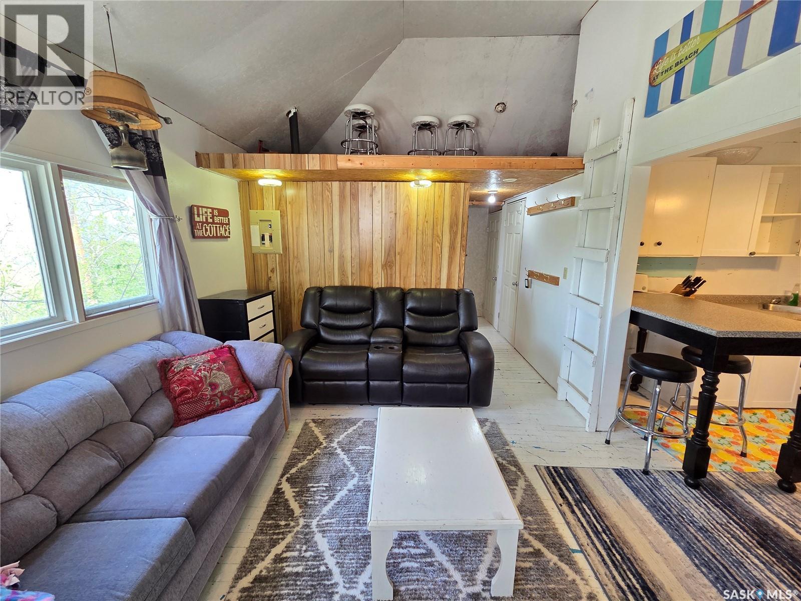 553 1St Street, White Bear Ir 70, SK - Indoor