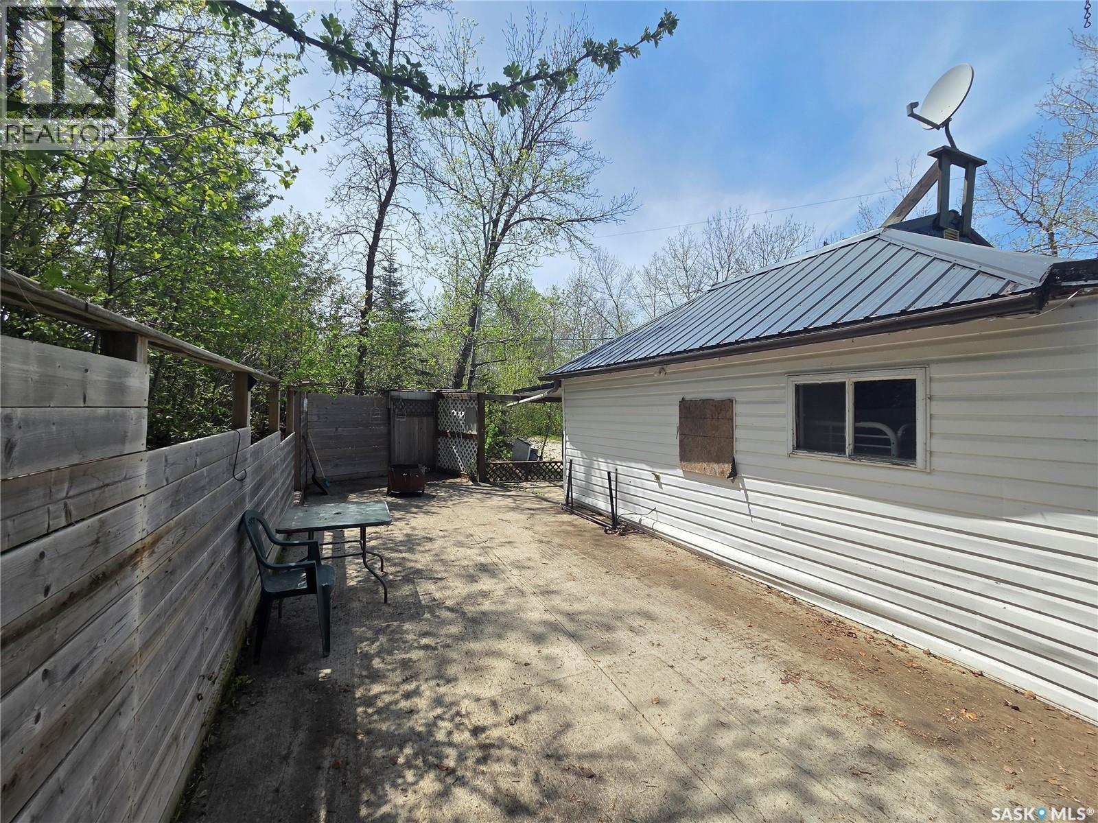 553 1St Street, White Bear Ir 70, SK - Outdoor