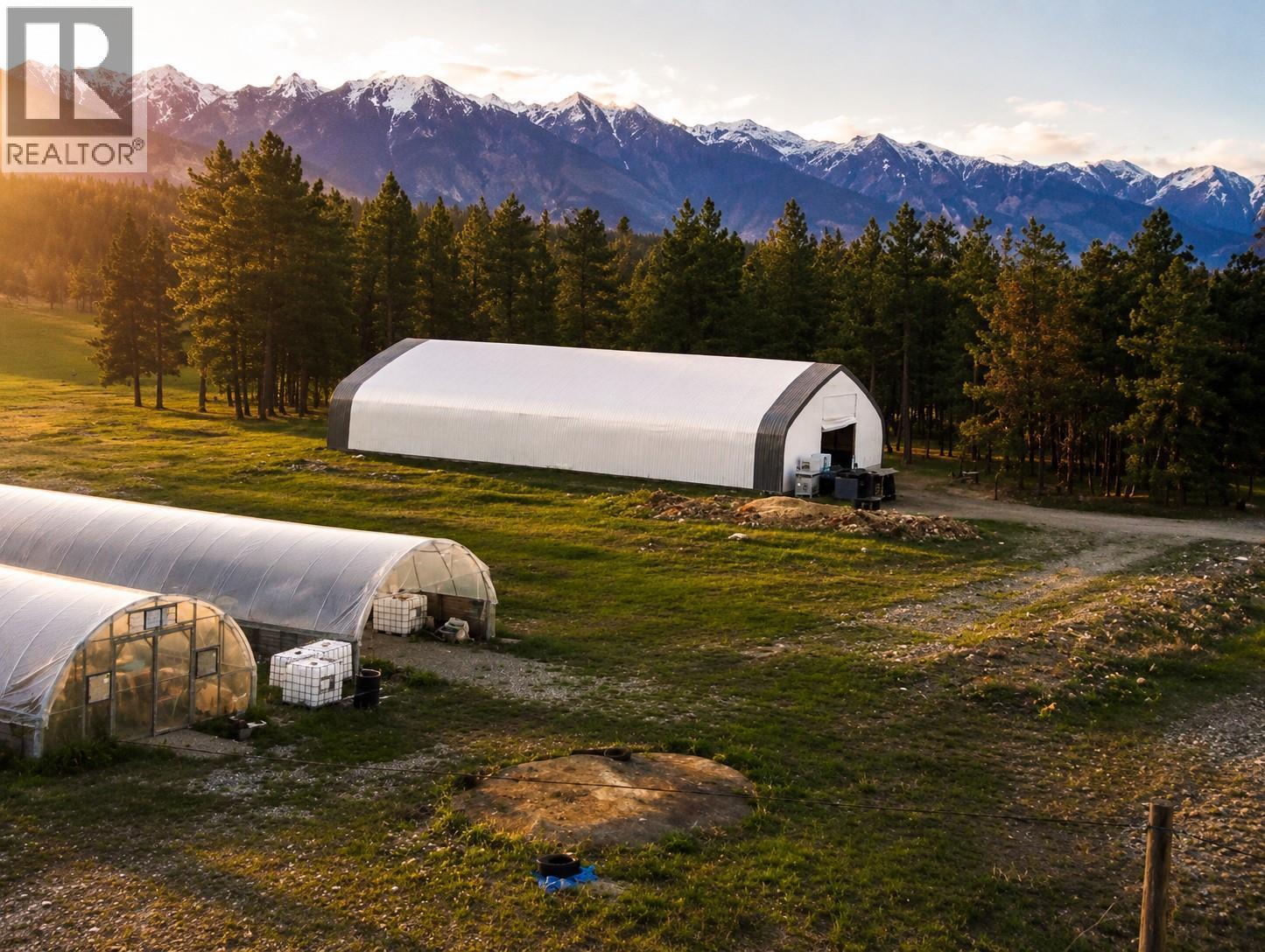 5553 93/95 Highway, Ta Ta Creek, BC - Outdoor With View