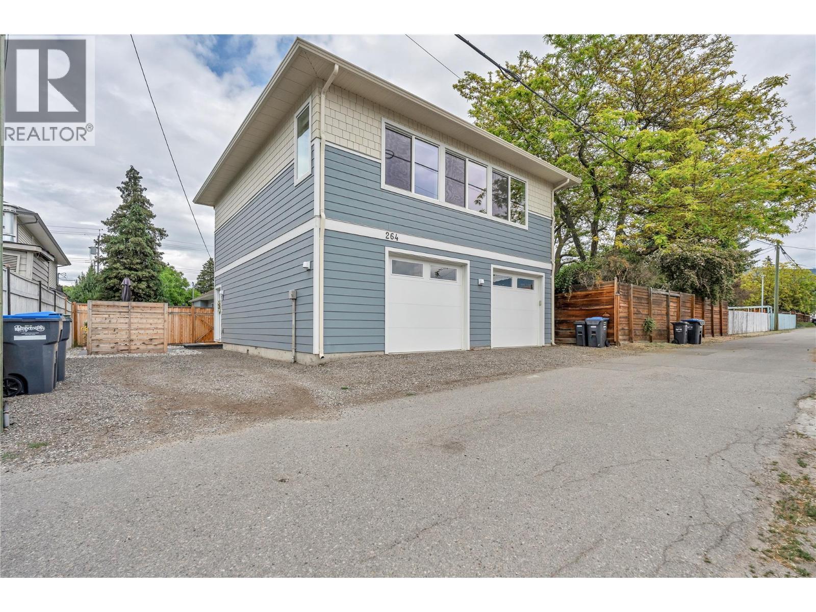 264 Douglas Avenue, Penticton, BC - Outdoor