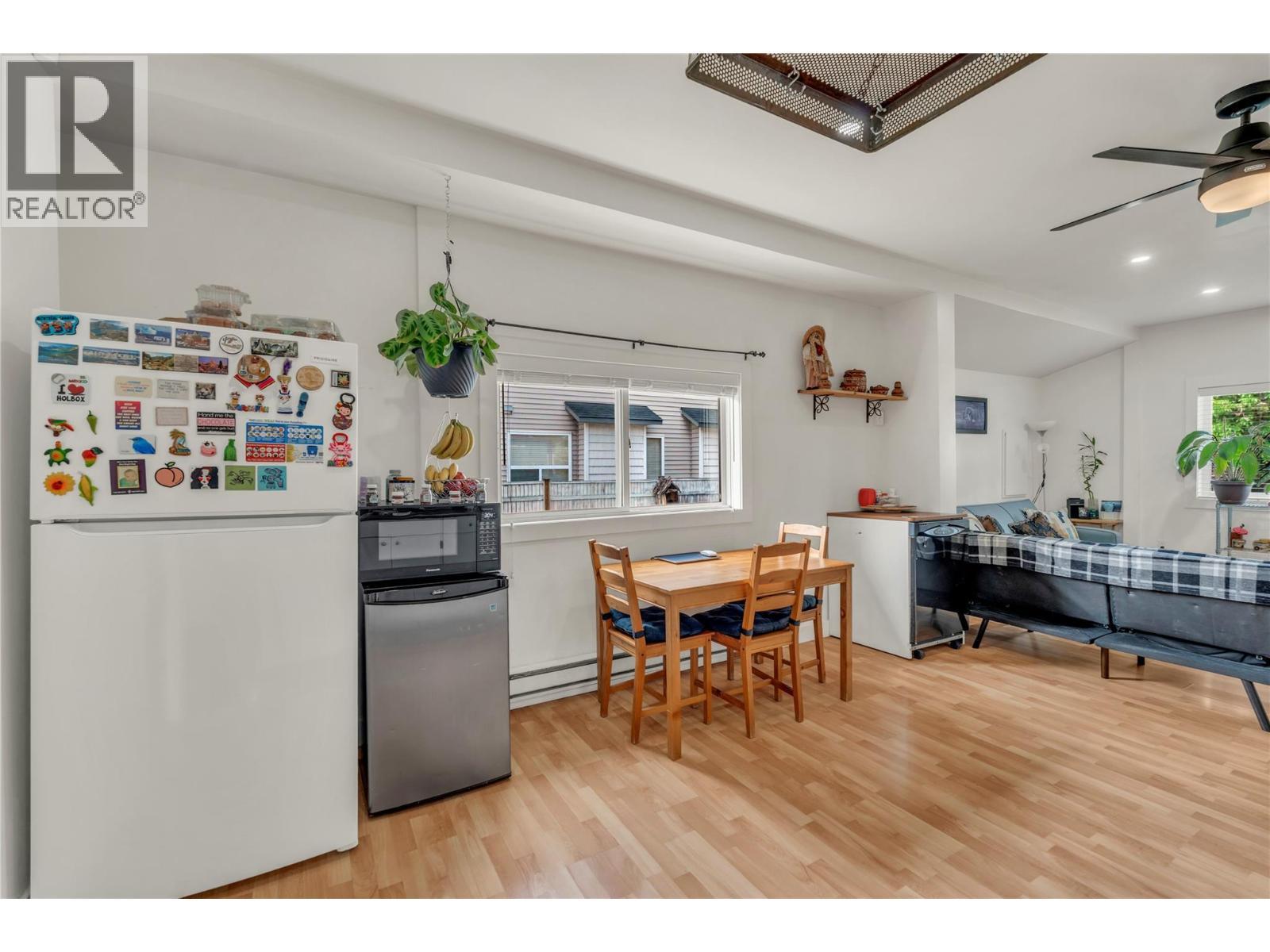 264 Douglas Avenue, Penticton, BC - Indoor