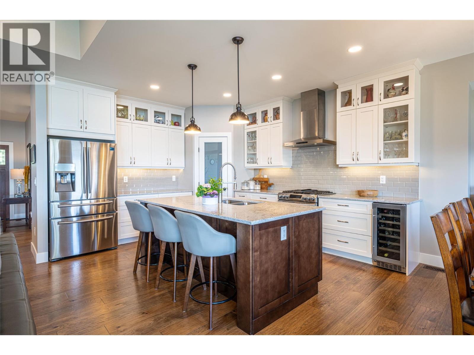 Kitchen has high quality appliances - 132 Crown Crescent, Vernon, BC - Indoor Photo Showing Kitchen With Upgraded Kitchen