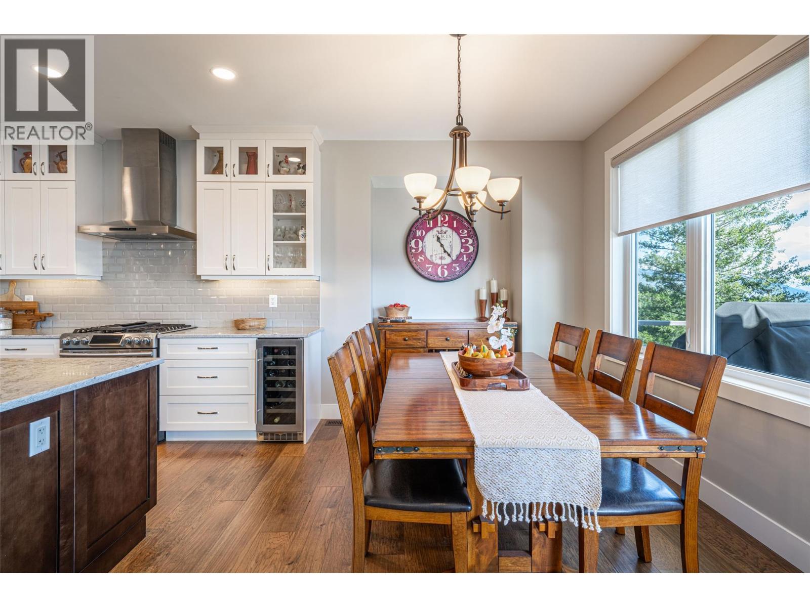 Dining area - 132 Crown Crescent, Vernon, BC - Indoor Photo Showing Dining Room