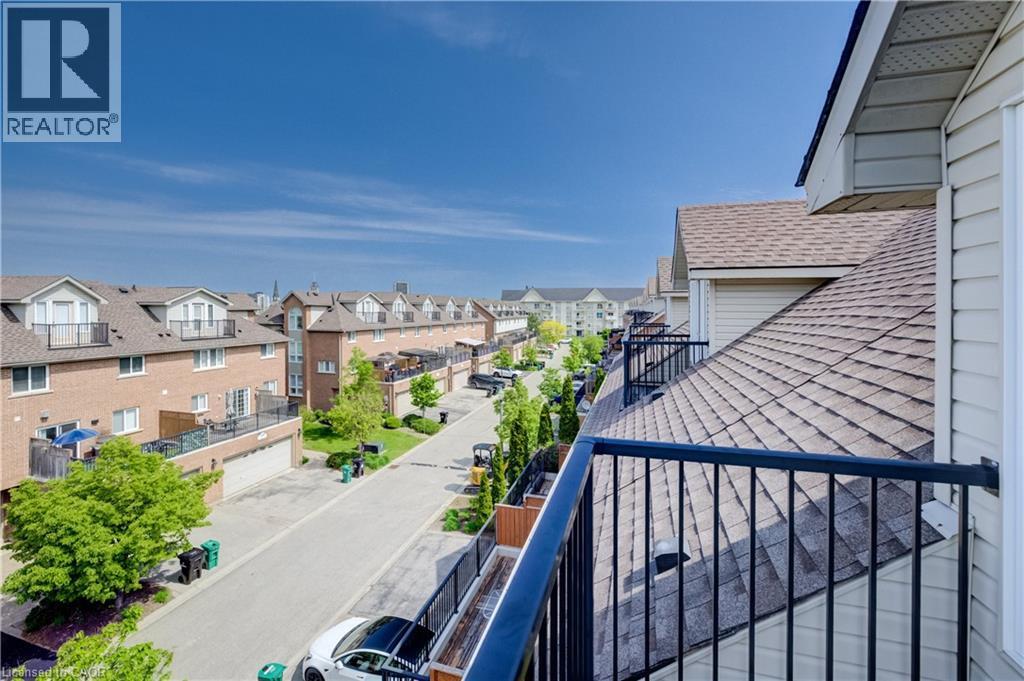 35 Grosvenor Lane, Cambridge, ON - Outdoor