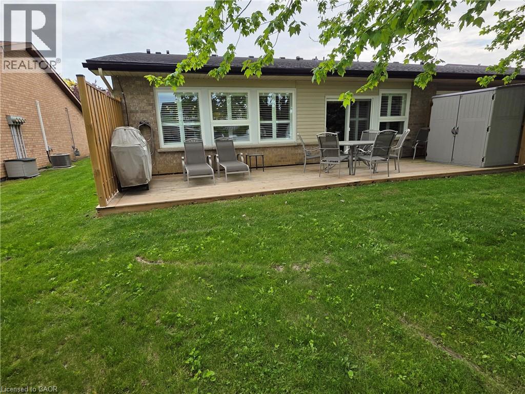 10 Archdeacon Clark Trail, Hamilton, ON - Outdoor