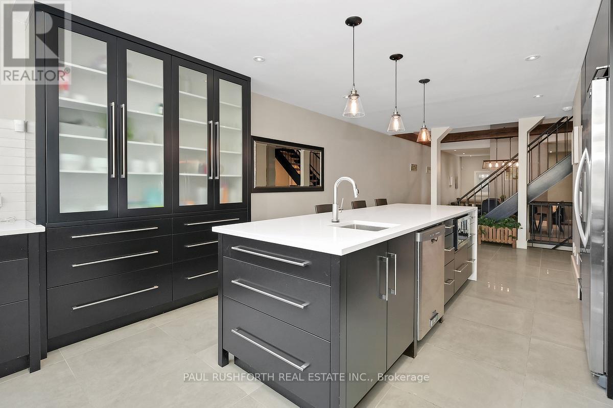 Kitchen - 501 Wilbrod Street, Ottawa, ON - Indoor Photo Showing Kitchen
