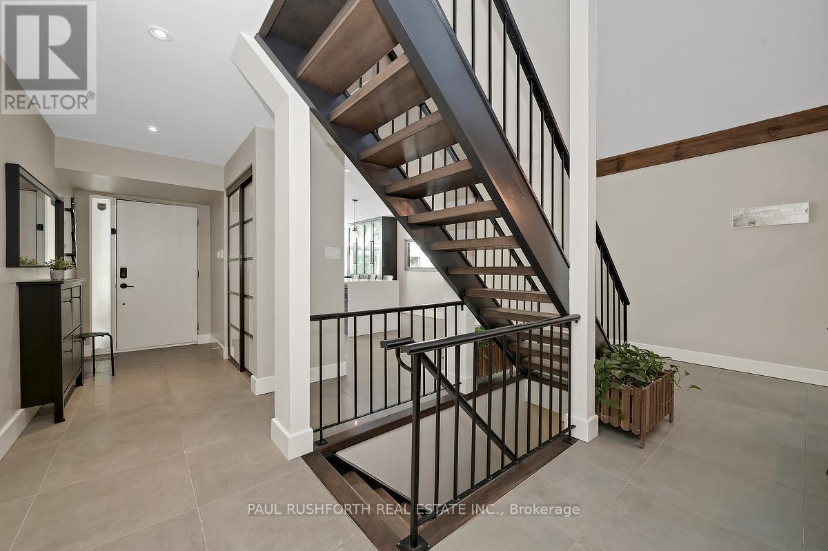 Entry - 501 Wilbrod Street, Ottawa, ON - Indoor Photo Showing Other Room