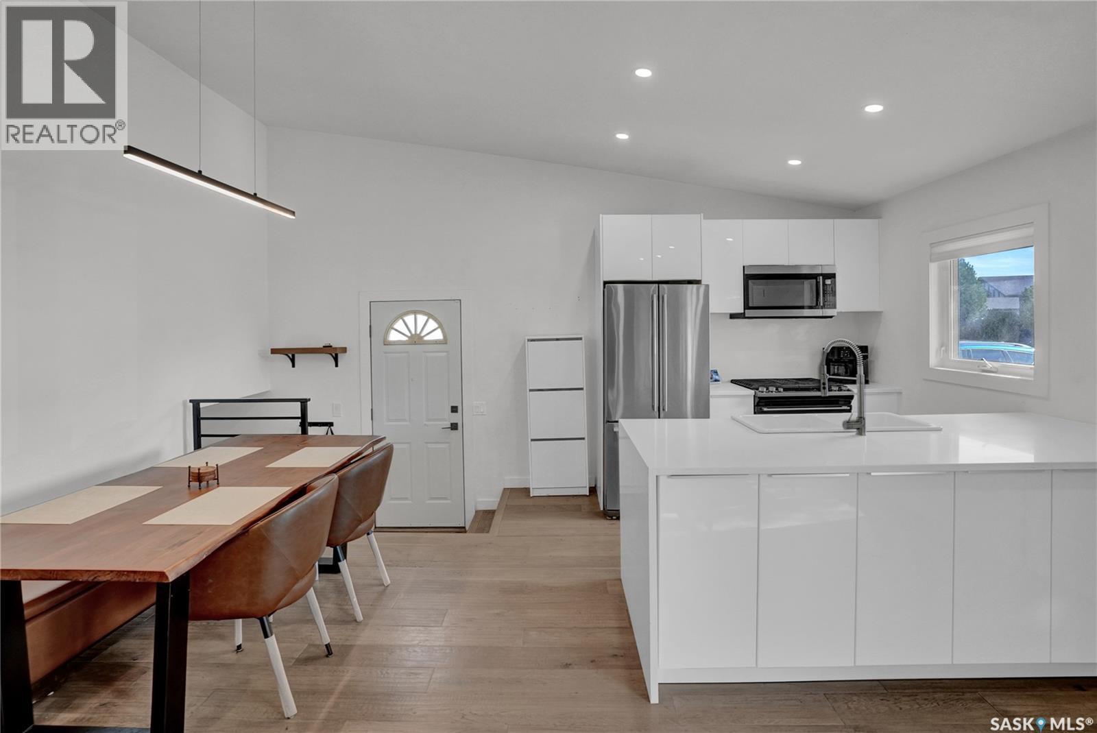 1114 Bayda Crescent, Regina, SK - Indoor