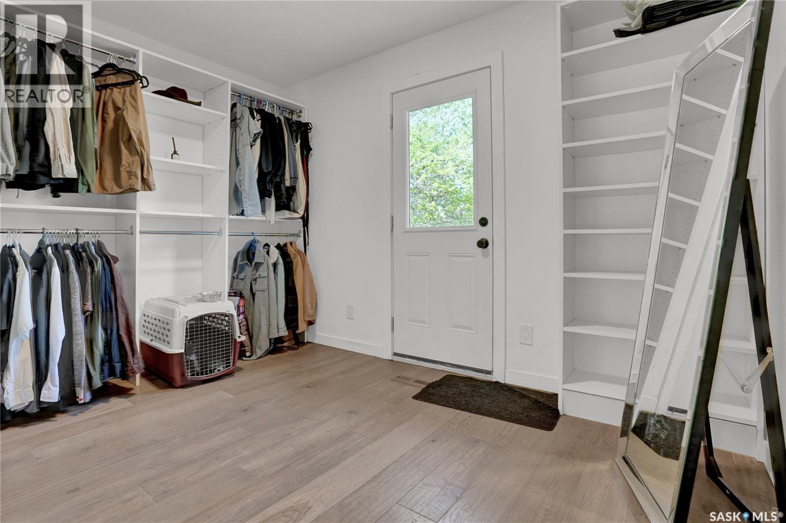 1114 Bayda Crescent, Regina, SK - Indoor With Storage