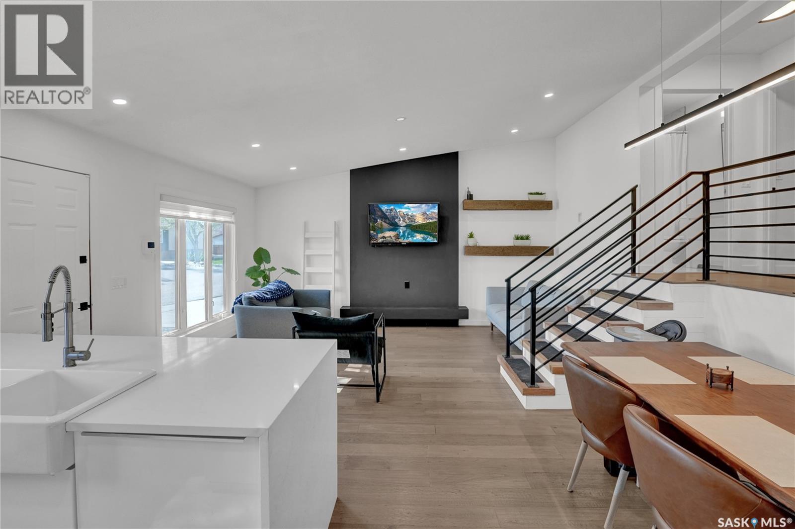 1114 Bayda Crescent, Regina, SK - Indoor
