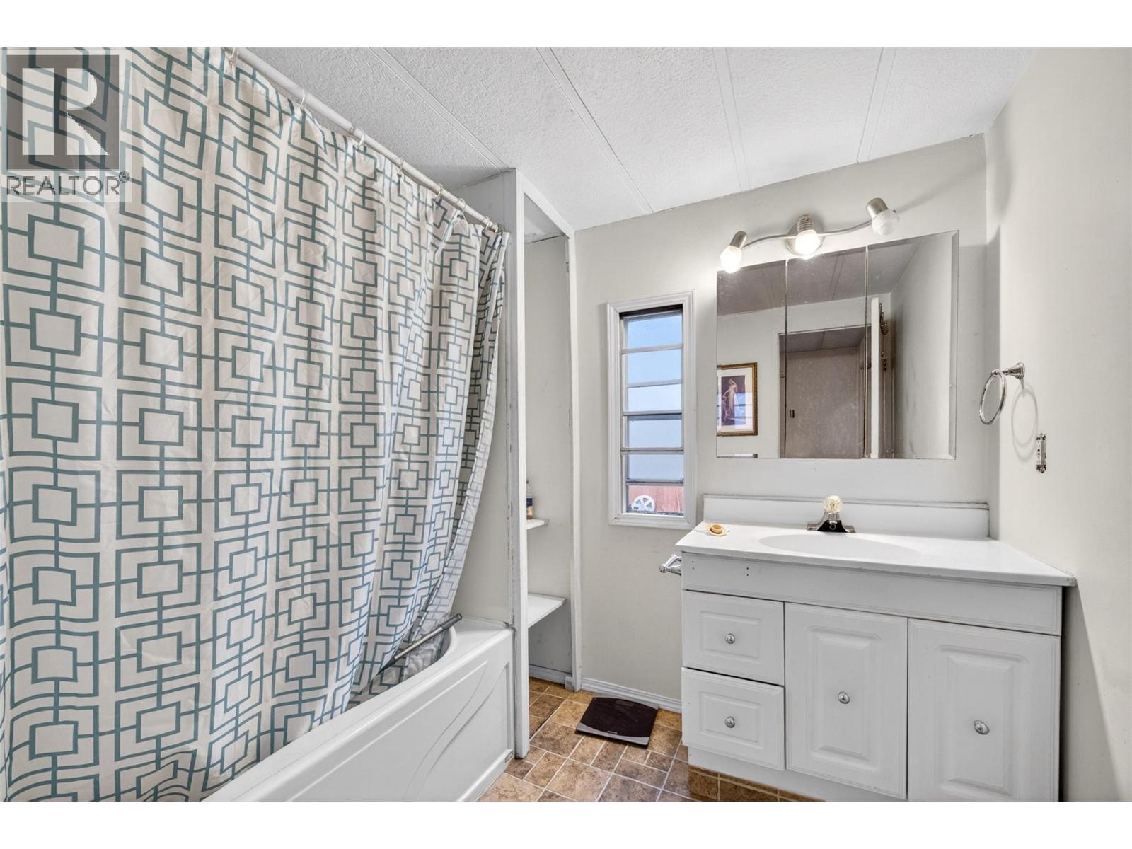2500 97B Highway Se Unit# 144, Salmon Arm, BC