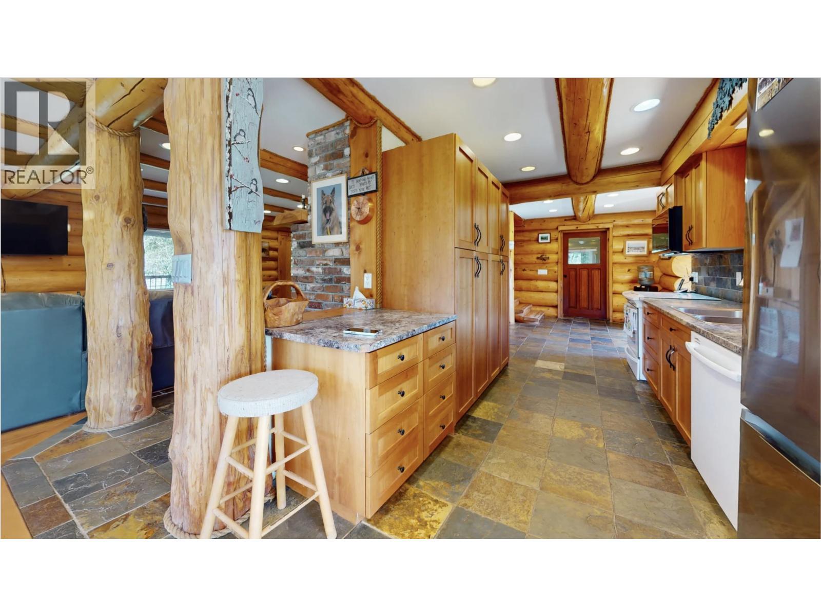 4485 Trip Road, 100 Mile House, BC - Indoor Photo Showing Kitchen With Double Sink