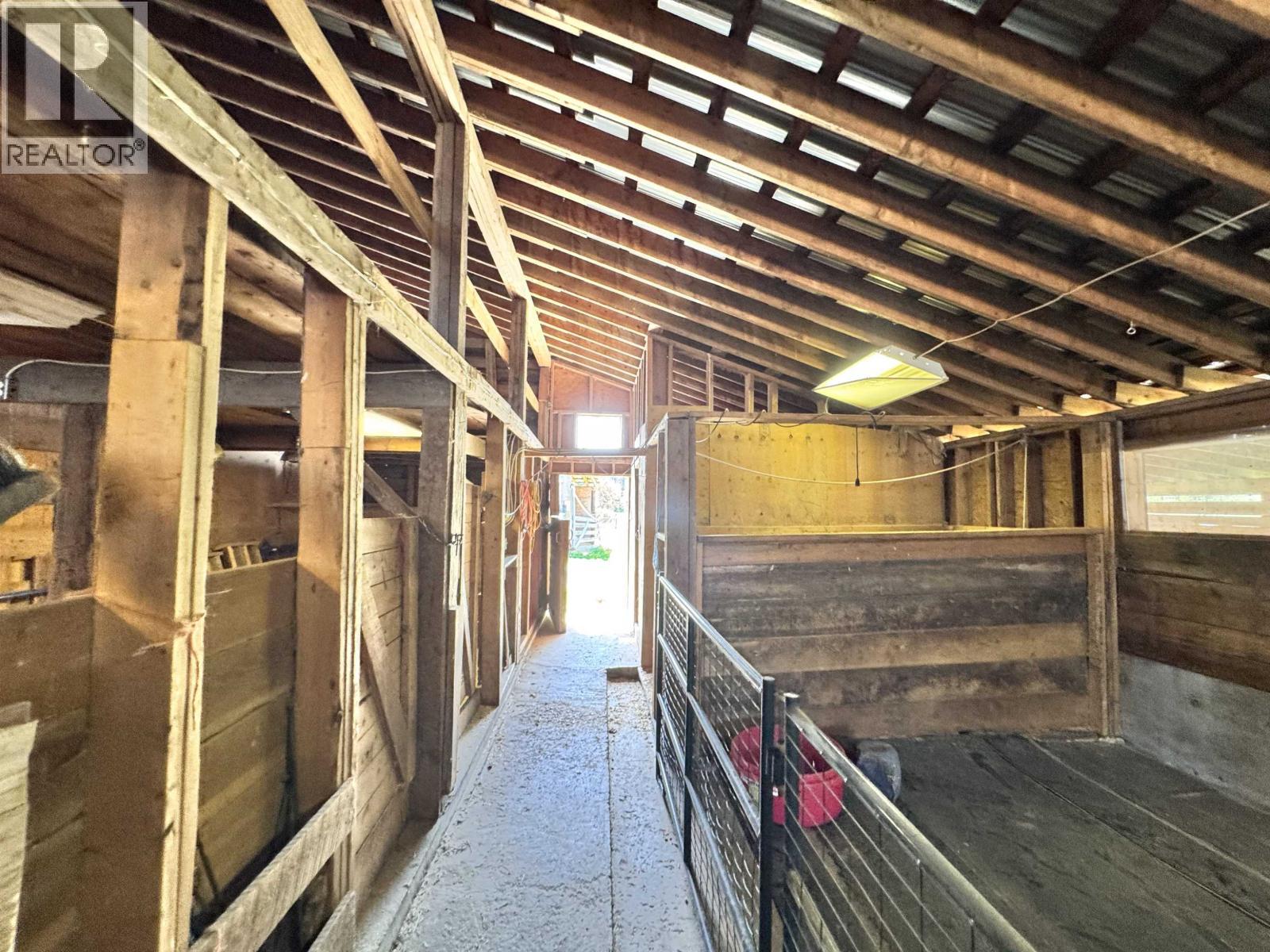 4485 Trip Road, 100 Mile House, BC - Indoor Photo Showing Basement