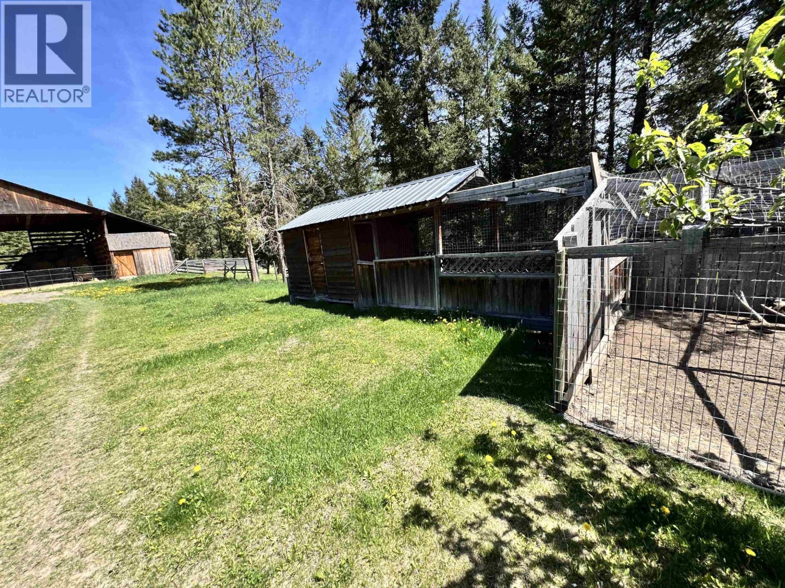 4485 Trip Road, 100 Mile House, BC - Outdoor