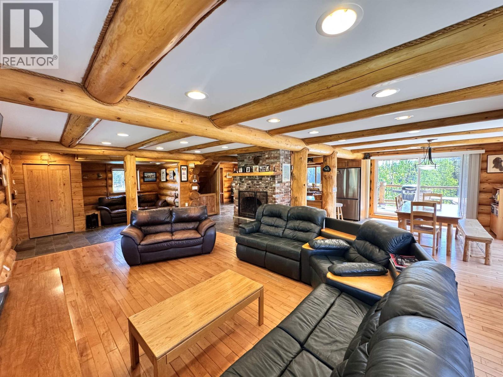 4485 Trip Road, 100 Mile House, BC - Indoor Photo Showing Other Room