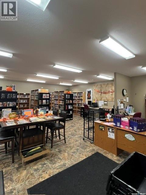 211 Main Street N, Goodsoil, SK