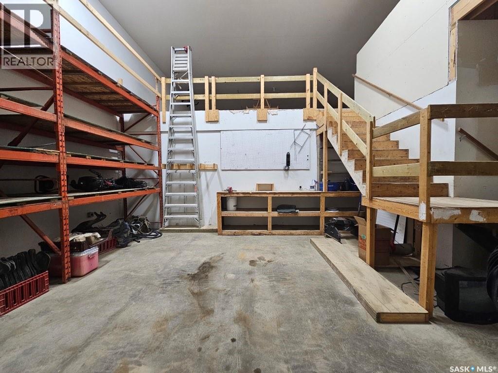 211 Main Street N, Goodsoil, SK