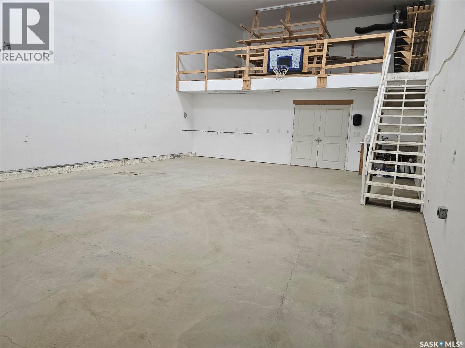 211 Main Street N, Goodsoil, SK