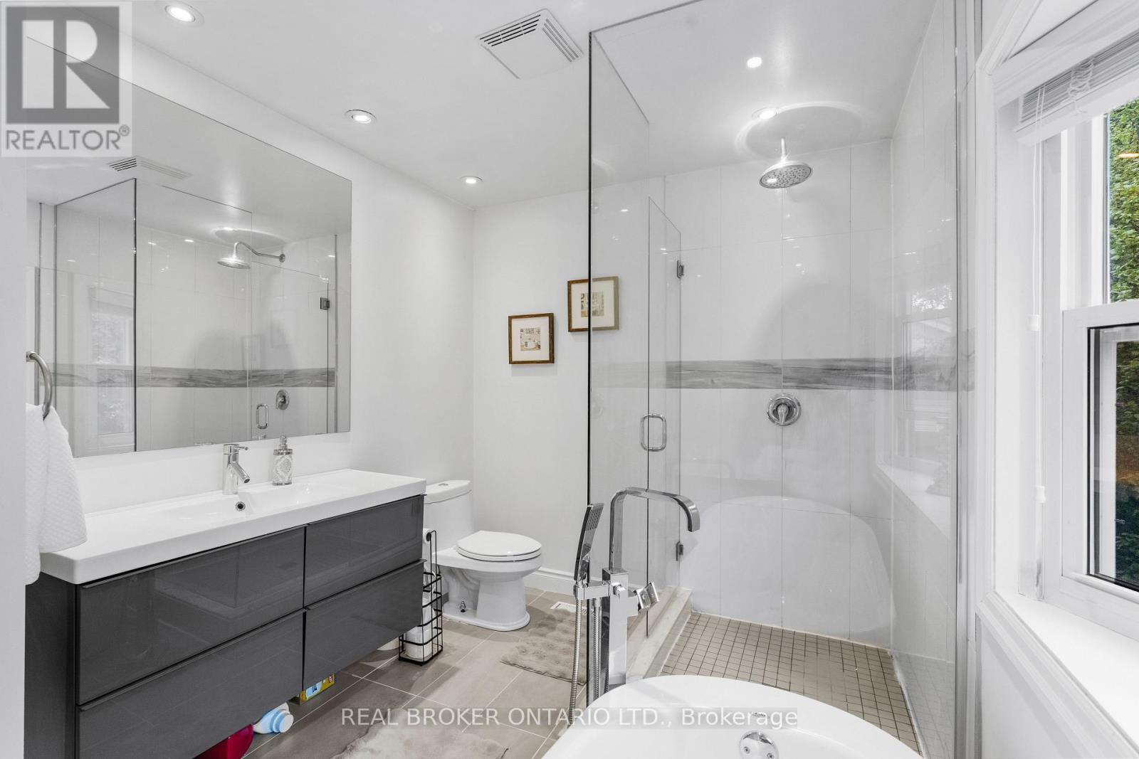 63 Haskell Crescent, Aurora, ON - Indoor Photo Showing Bathroom