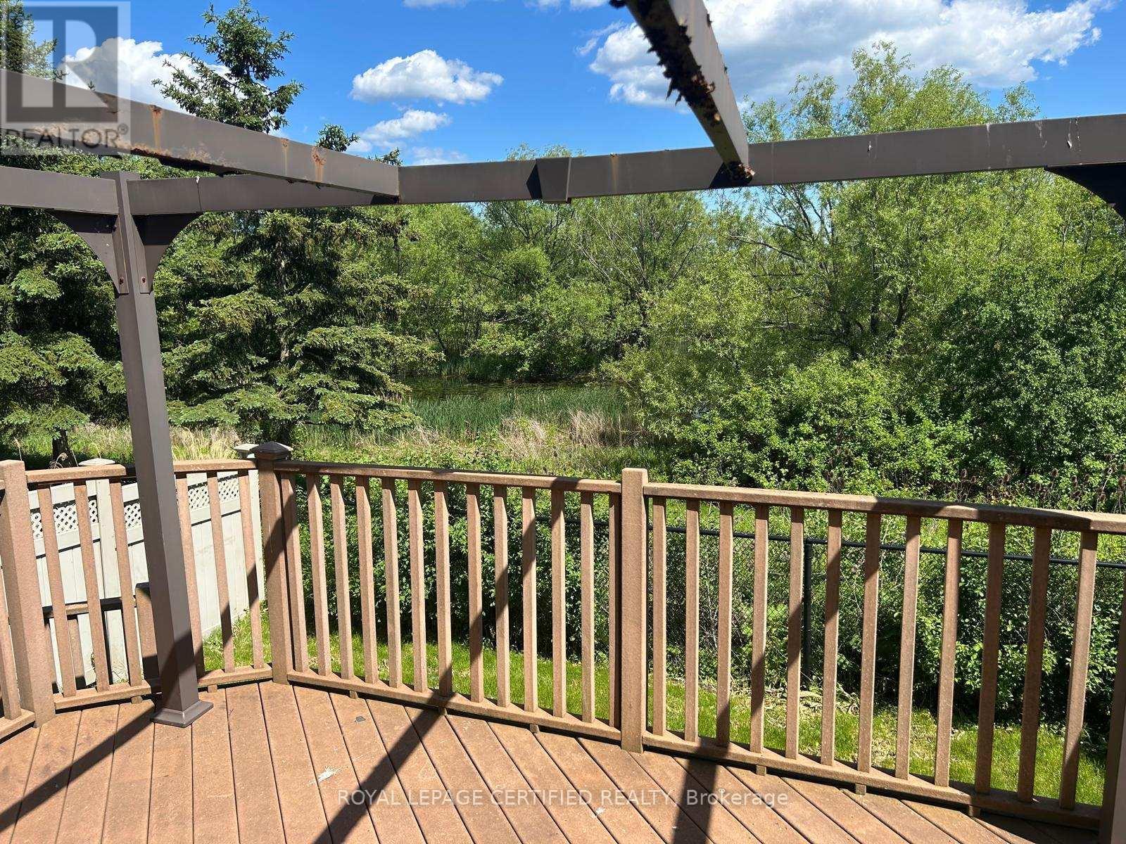 5612 Thorn Lane, Burlington, ON - Outdoor