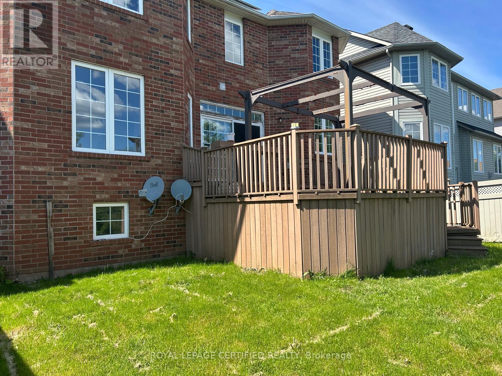 5612 Thorn Lane, Burlington, ON - Outdoor With Exterior