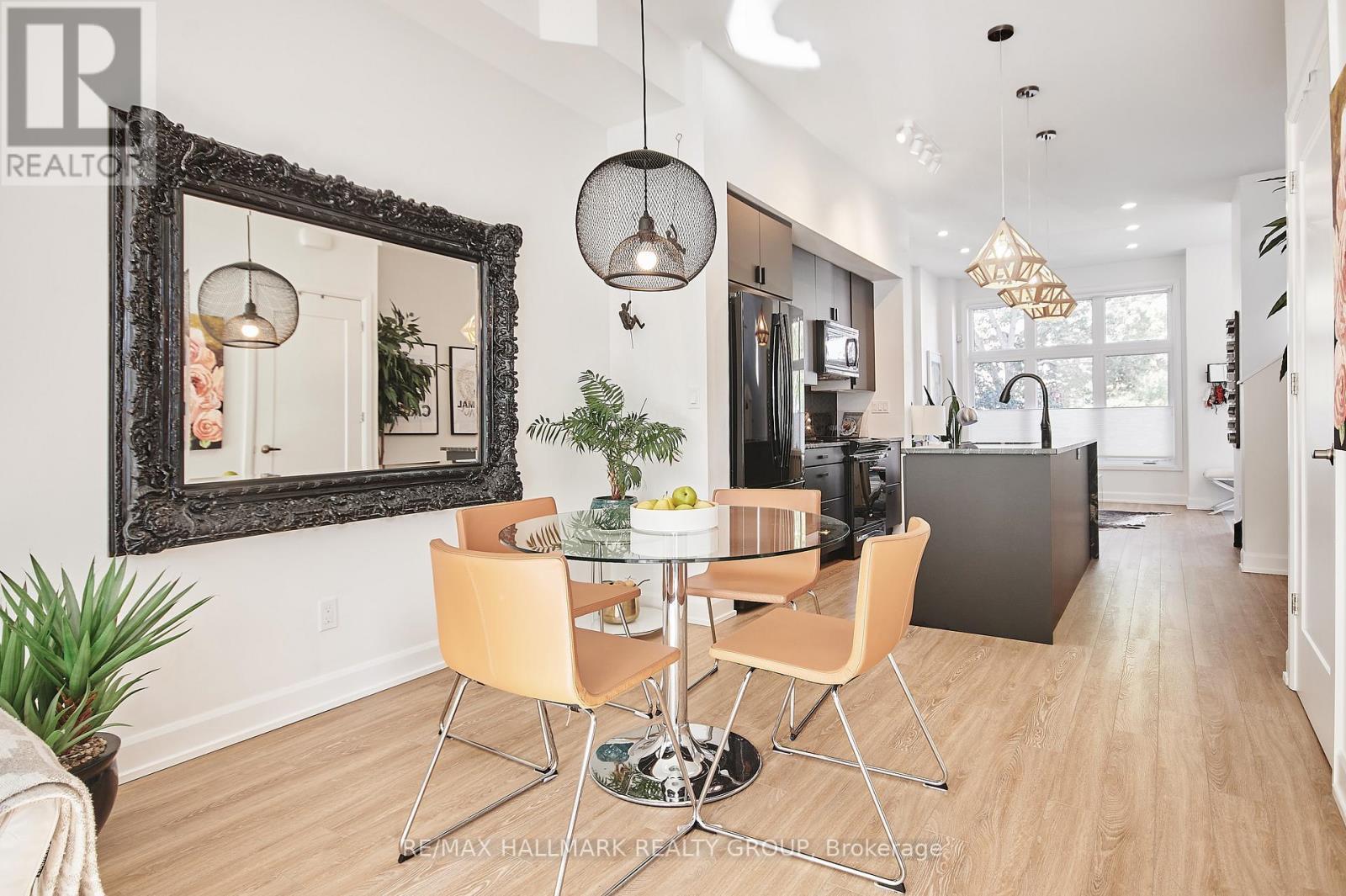 144 Florence Street, Ottawa, ON - Indoor Photo Showing Dining Room