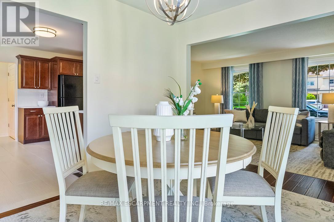 3268 Mainsail Crescent, Mississauga, ON - Indoor