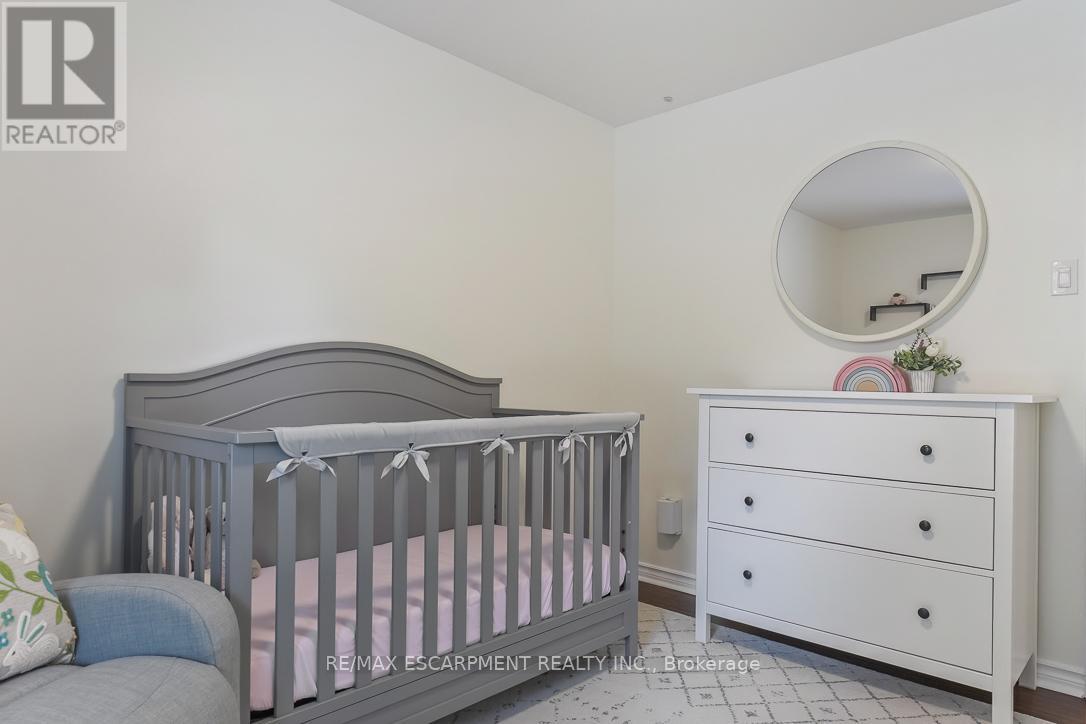 3268 Mainsail Crescent, Mississauga, ON - Indoor Photo Showing Bedroom