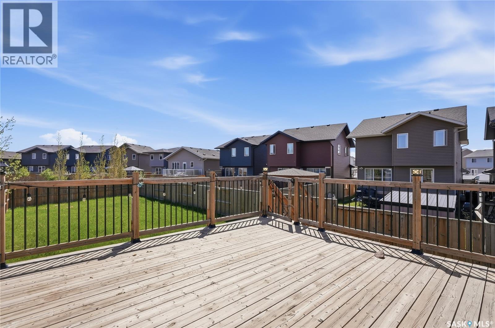 270 Newton Link, Saskatoon, SK - Outdoor With Exterior